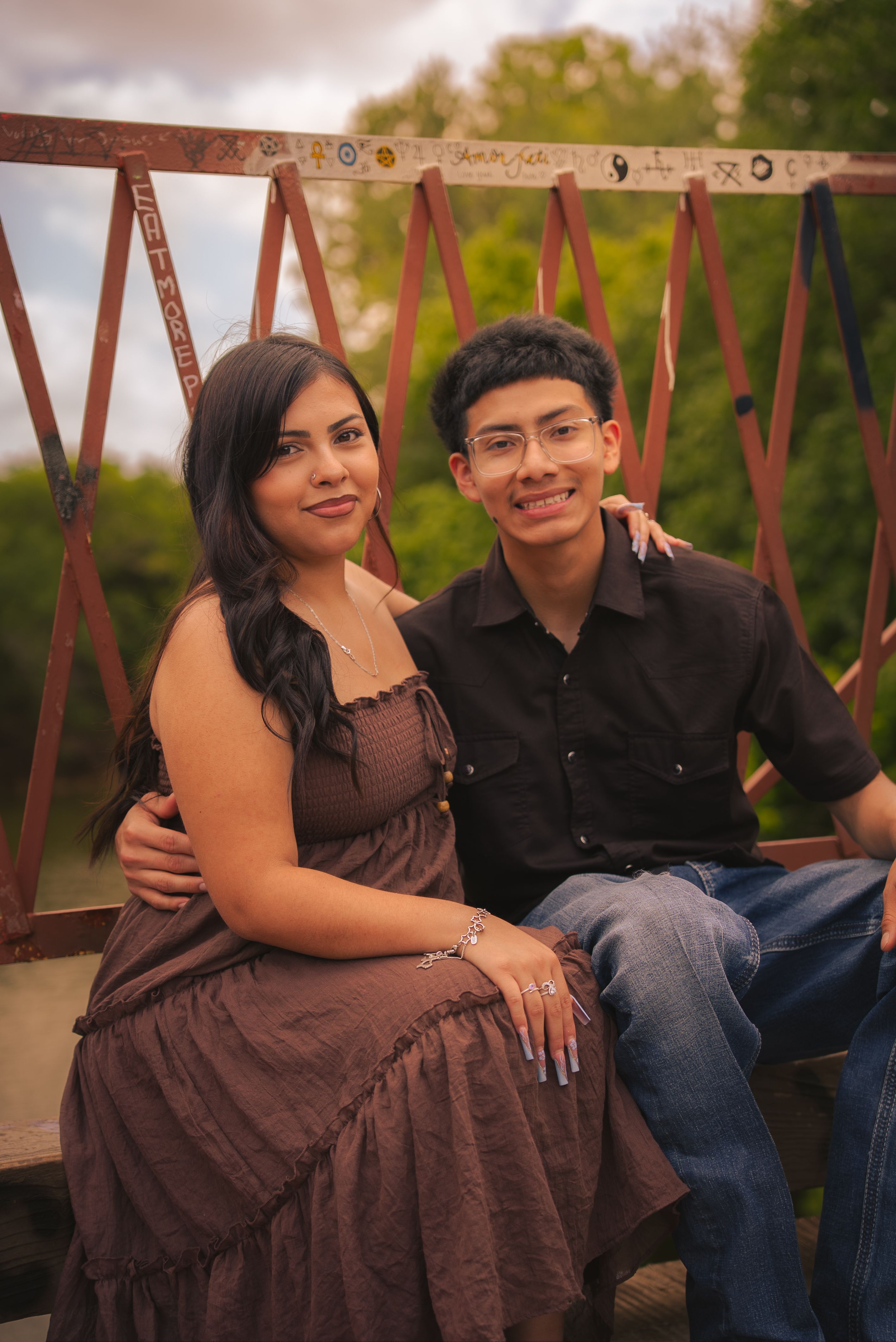 Portrait Couple Sitting